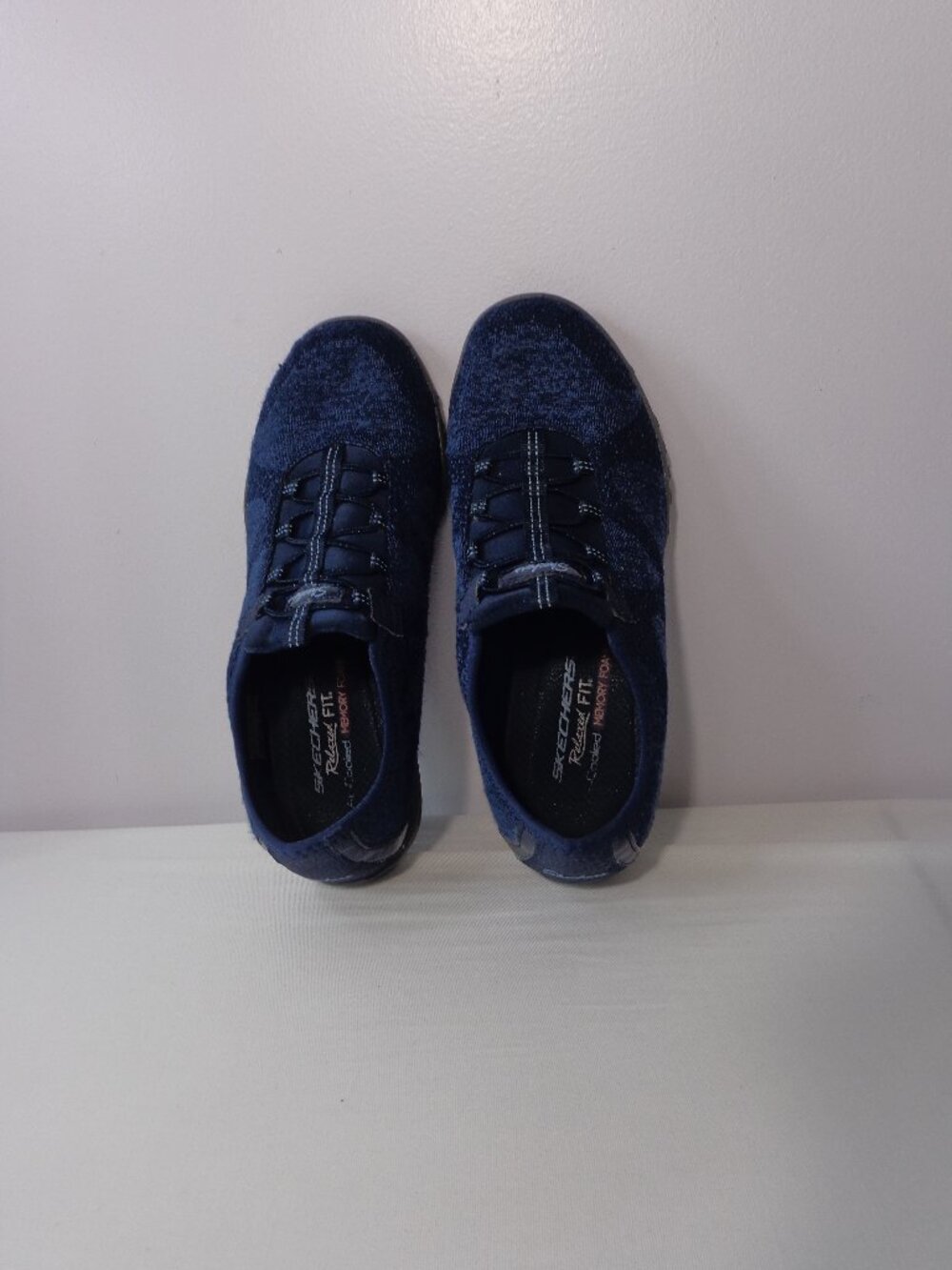 Skechers Breathe Easy  Women's Casual Comfort Shoes Sneakers Navy Blue Size 8